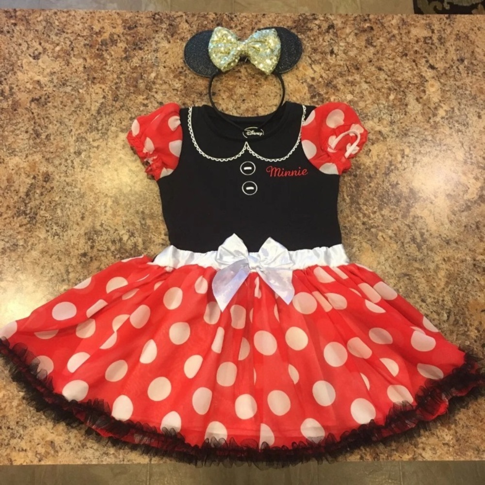 Minnie dress and ears!!!